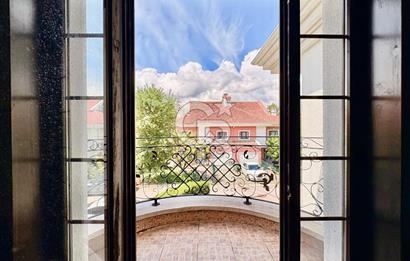 Angora Altınbel Villaları, Köşe ve Geniş Bahçeli Kiralık Villa