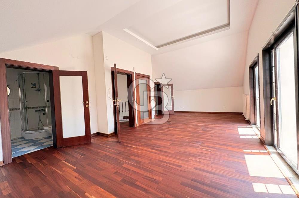 Angora Altınbel Villaları, Köşe ve Geniş Bahçeli Kiralık Villa