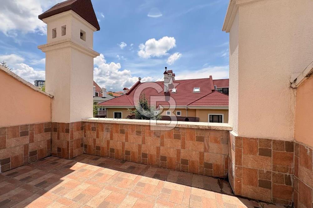Angora Altınbel Villaları, Köşe ve Geniş Bahçeli Kiralık Villa