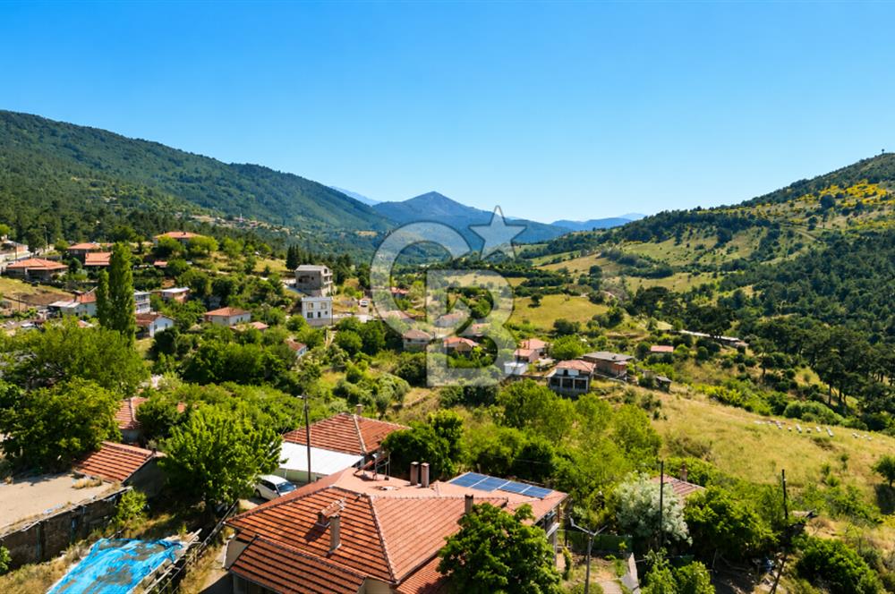 ÇANAKKALE TOLUKLAR KÖYÜ, KAZ DAĞLARI YAMACINDA SATILIK TAŞ EV