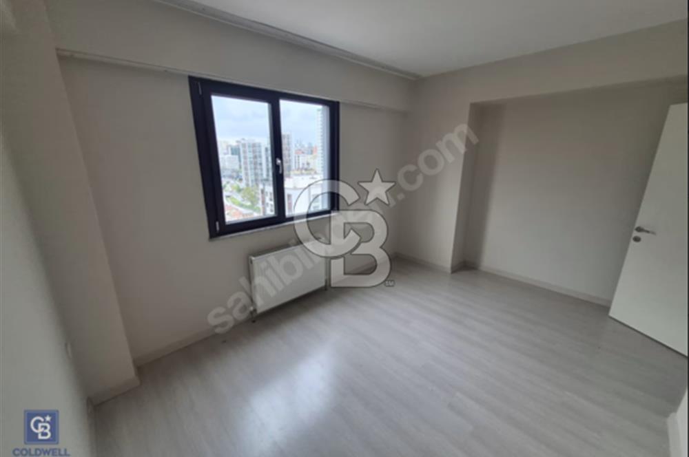 Şerifali Tatlısu'da site de kapalı mutfaklı 2+1 Satılık Daire