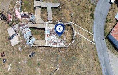 Karaburun Sarpıncık Köyünde Deniz ve Doğa Manzaralı Tarla