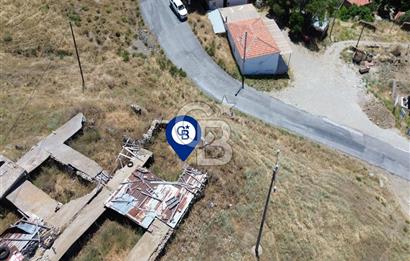 Karaburun Sarpıncık Köyünde Deniz ve Doğa Manzaralı Tarla