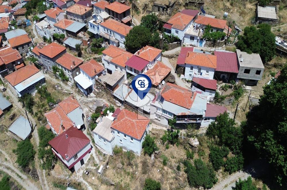 Karaburun Sarpıncık Köy Merkezinde Satılık Arsa