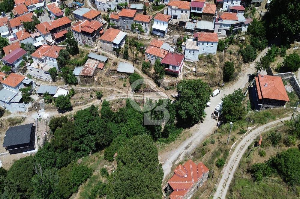 Karaburun Sarpıncık Köy Merkezinde Satılık Arsa