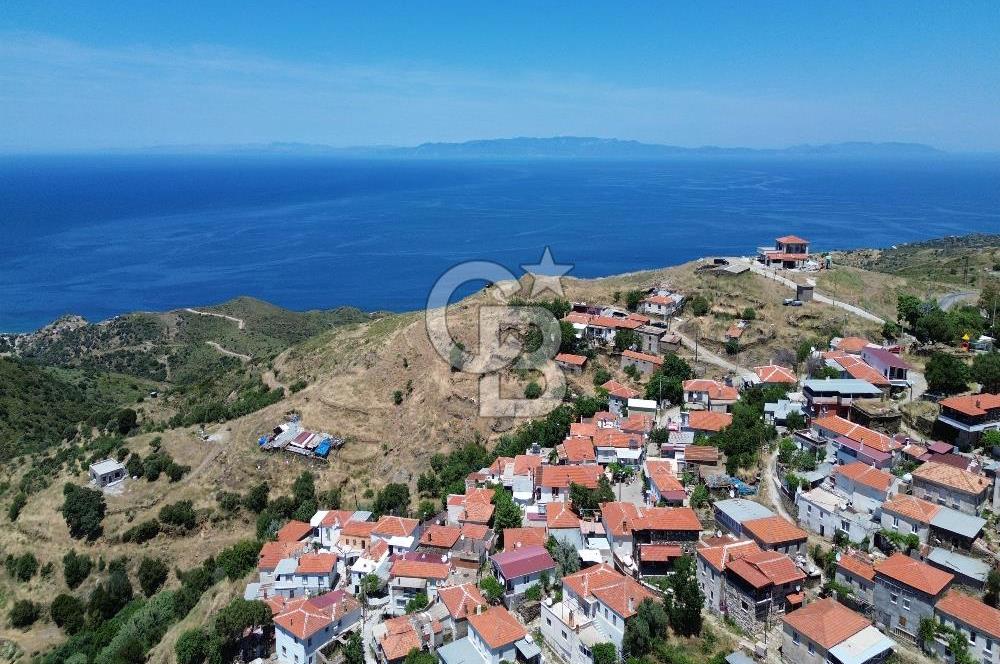 Karaburun Sarpıncık Köy Merkezinde Satılık Arsa