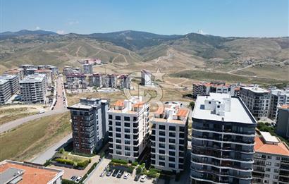 EGEKENT-2’DE SATILIK 3+1 FERAH VE KONFORLU DAİRE