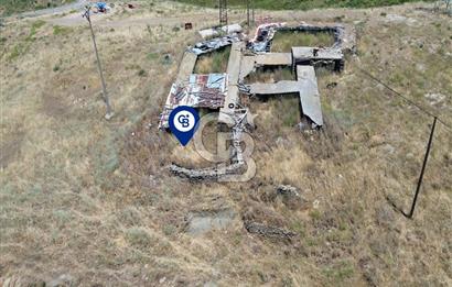Karaburun Sarpıncık Köyünde Deniz ve Doğa Manzaralı Tarla