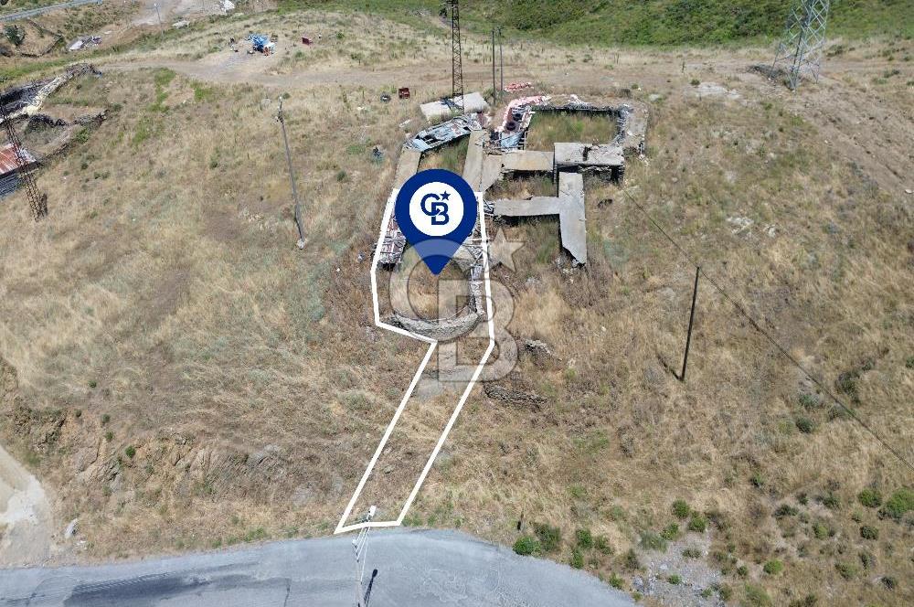 Karaburun Sarpıncık Köyünde Deniz ve Doğa Manzaralı Tarla
