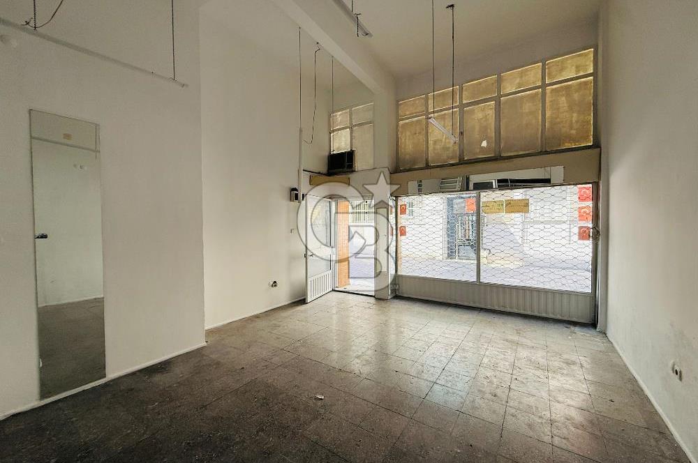 Karşıyaka Çarşı Tiyatro Sokağı Paraleli Kiralık Dükkan & Mağaza