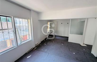 Karşıyaka Çarşı Tiyatro Sokağı Paraleli Kiralık Dükkan & Mağaza
