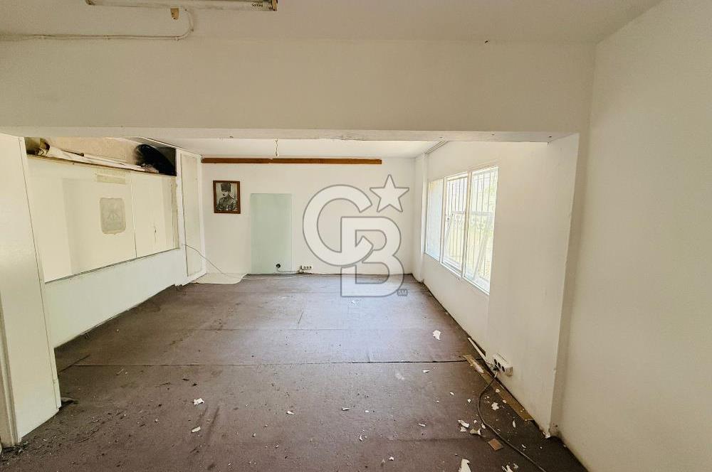 Karşıyaka Çarşı Tiyatro Sokağı Paraleli Kiralık Dükkan & Mağaza