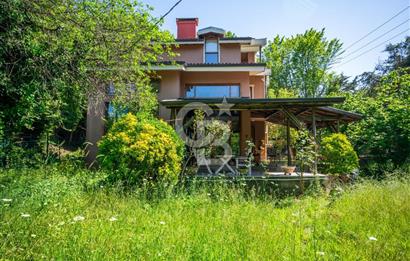 Şile Manşer de Doğa İçinde Satılık Ek İmarlı Villa