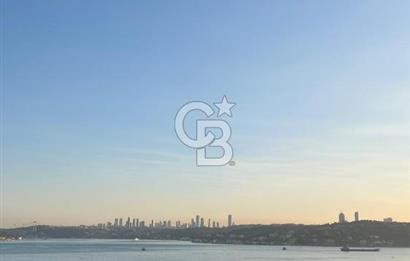 Beykoz Merkezde Full Boğaz Manzaralı Satılık 5+1 Lüks Tripleks Villa