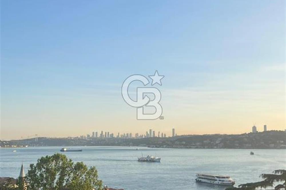 Beykoz Merkezde Full Boğaz Manzaralı Satılık 5+1 Lüks Tripleks Villa