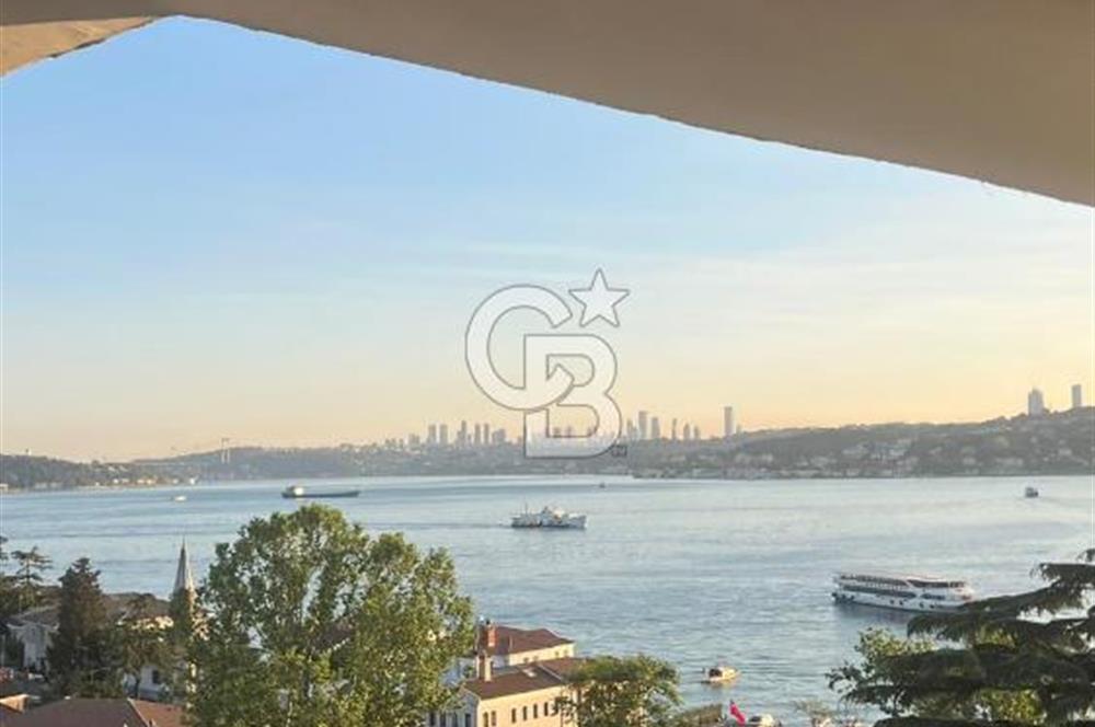 Beykoz Merkezde Full Boğaz Manzaralı Satılık 5+1 Lüks Tripleks Villa