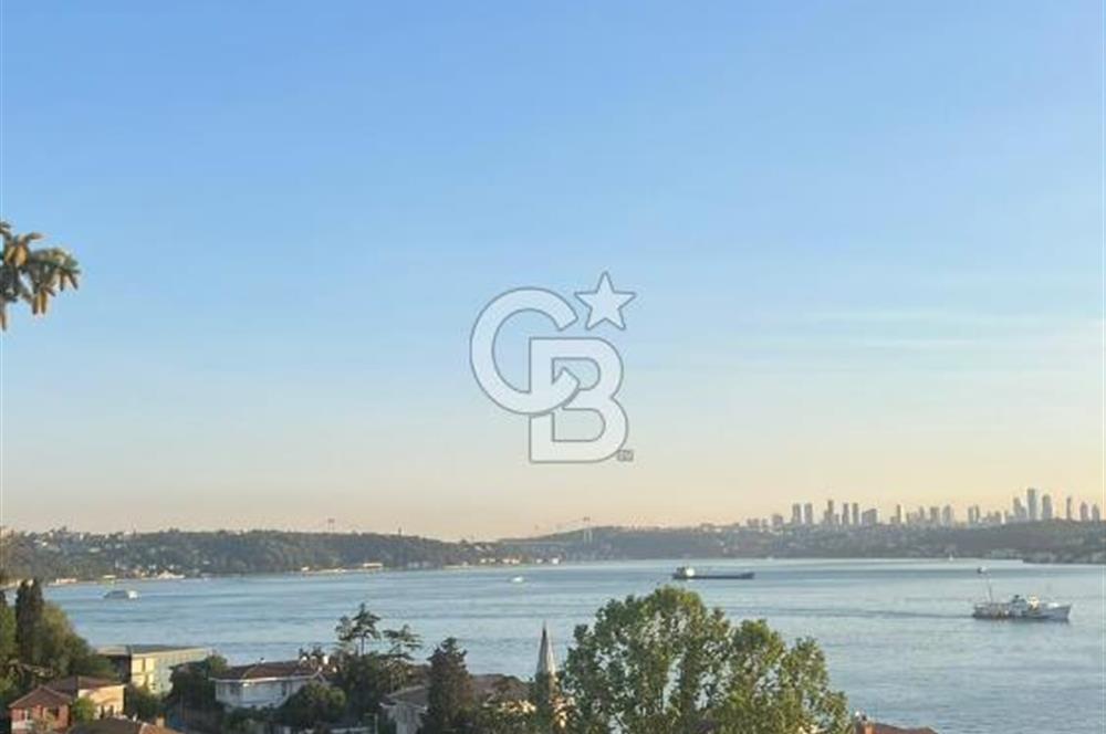 Beykoz Merkezde Full Boğaz Manzaralı Satılık 5+1 Lüks Tripleks Villa