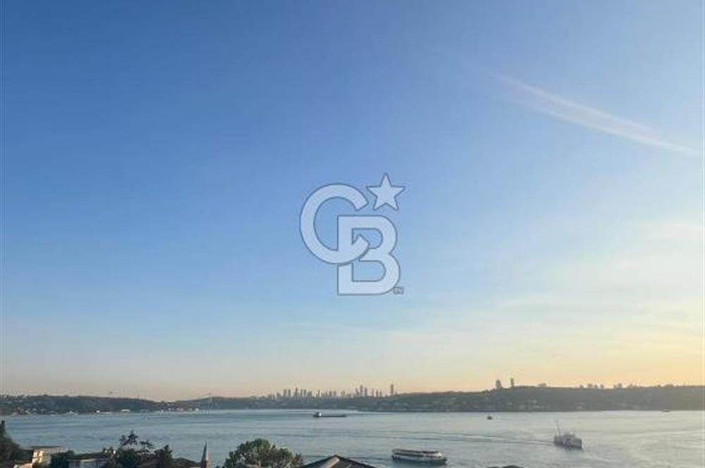 Beykoz Merkezde Full Boğaz Manzaralı Satılık 5+1 Lüks Tripleks Villa