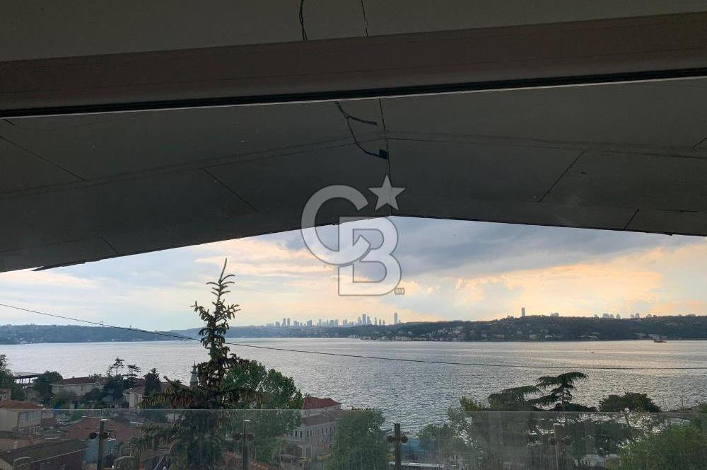 Beykoz Merkezde Full Boğaz Manzaralı Satılık 5+1 Lüks Tripleks Villa