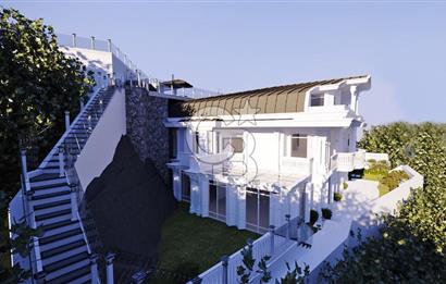 Beykoz Merkezde Full Boğaz Manzaralı Satılık 5+1 Lüks Tripleks Villa