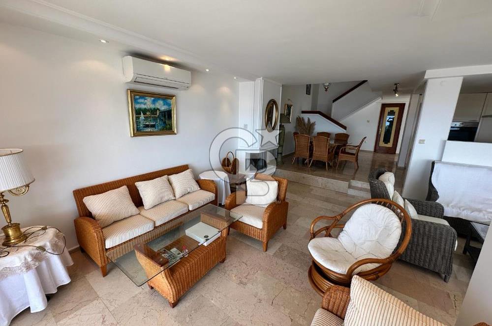 ÇEŞME ARDIÇ - PAŞALİMANI 6+1 HAVUZLU EŞYALI KİRALIK VİLLA