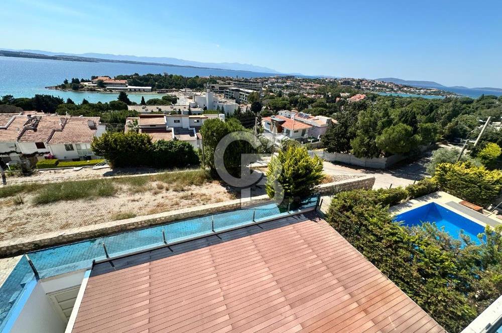 ÇEŞME ARDIÇ - PAŞALİMANI 6+1 HAVUZLU EŞYALI KİRALIK VİLLA