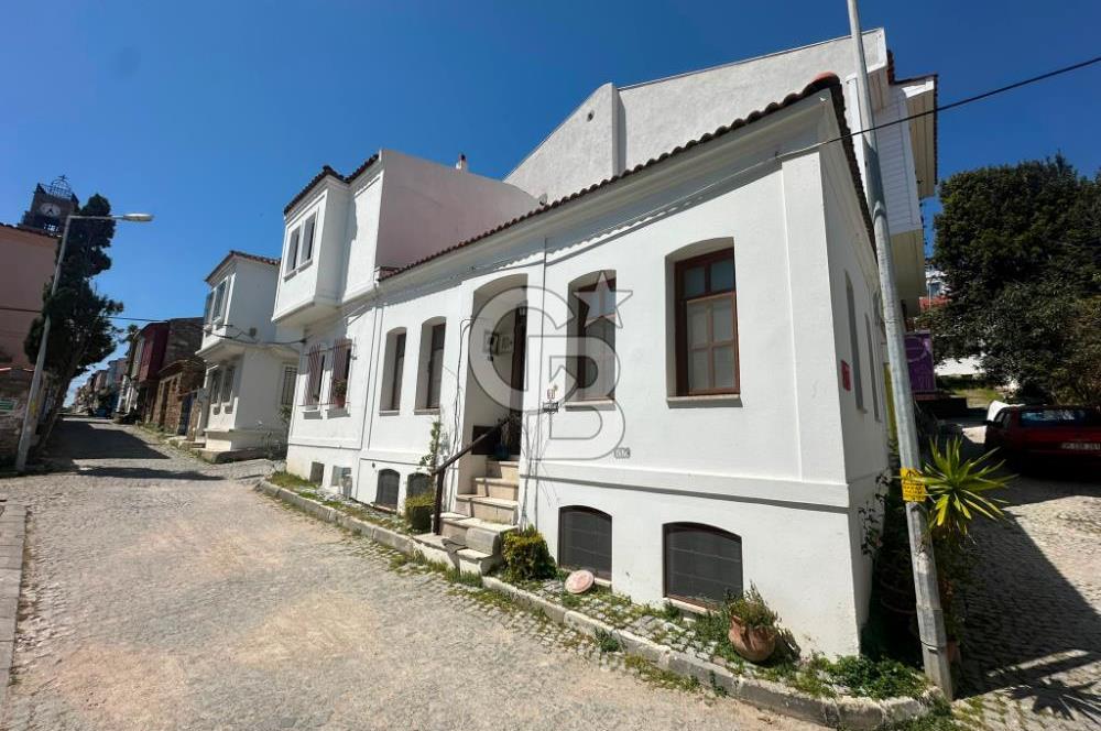 ÇANAKKALE BOZCAADA RUM MAHALLESİNDE KİRALIK 2+1 KULLANIMLI EV
