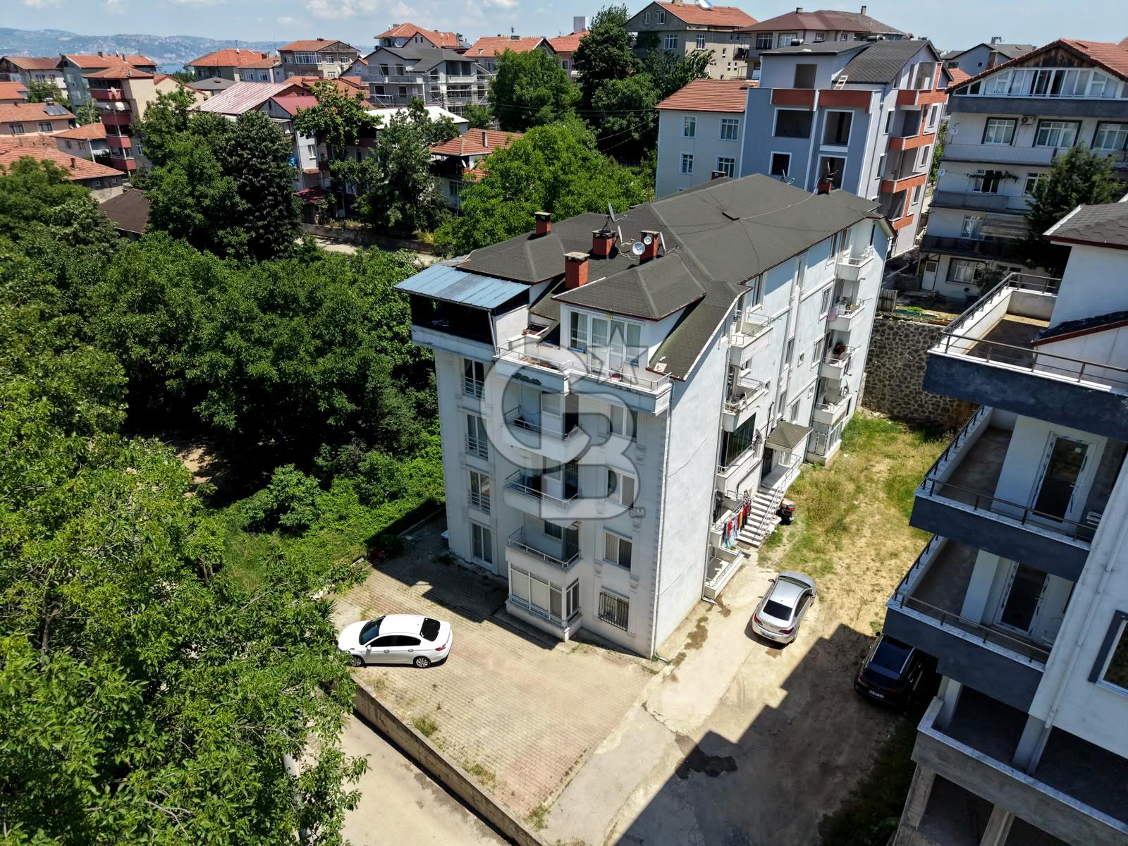 CB ENVOY Gölcük Şehitler'de Satılık 2+1 Ters Dubleks Daire