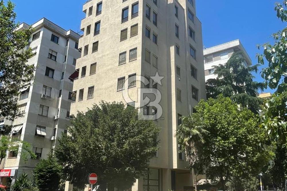 Caddebostan'da Kiralık Geniş 4+1 Güney Cephe Daire