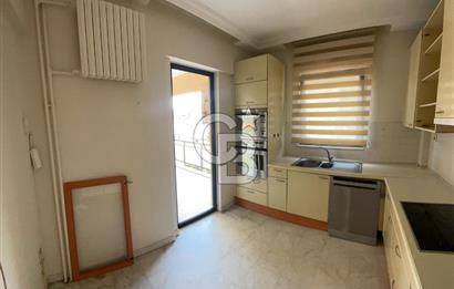 Caddebostan'da Kiralık Geniş 4+1 Güney Cephe Daire