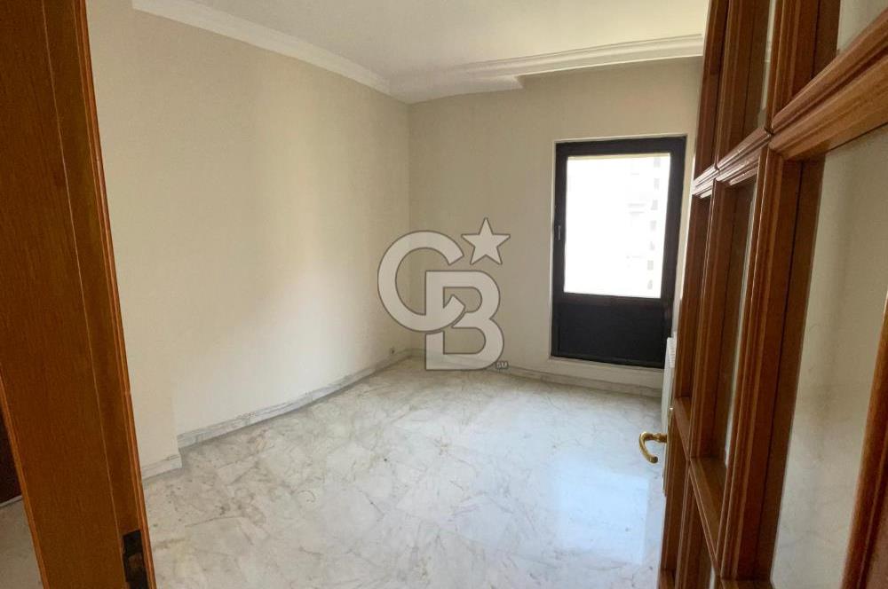 Caddebostan'da Kiralık Geniş 4+1 Güney Cephe Daire