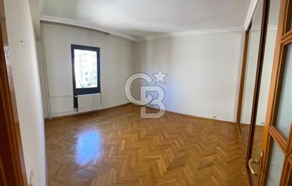 Caddebostan'da Kiralık Geniş 4+1 Güney Cephe Daire
