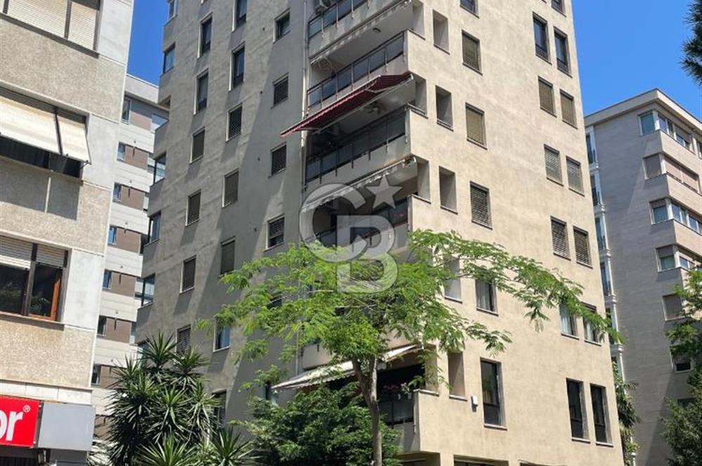 Caddebostan'da Kiralık Geniş 4+1 Güney Cephe Daire