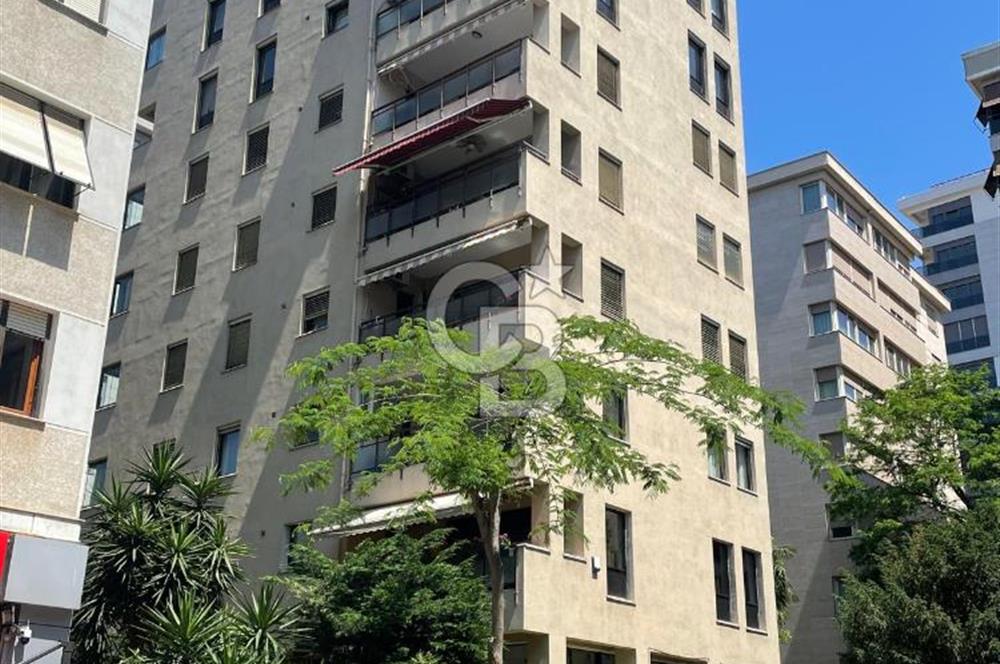 Caddebostan'da Kiralık Geniş 4+1 Güney Cephe Daire
