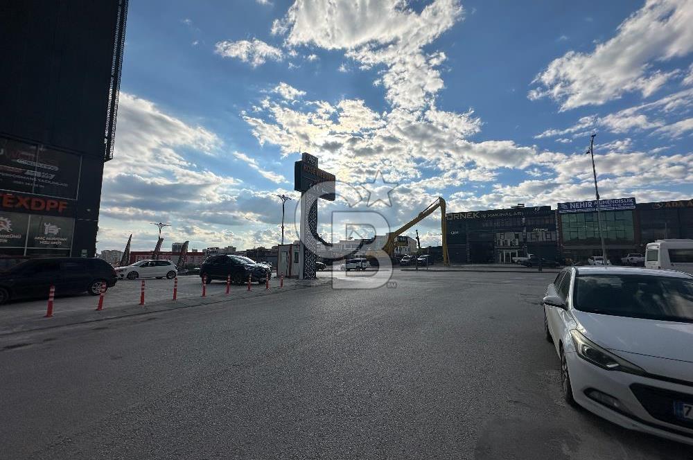 İVEDİK OSB KÖŞE İVEDİK PLAZA 1400 M2 SATILIK DÜKKAN 