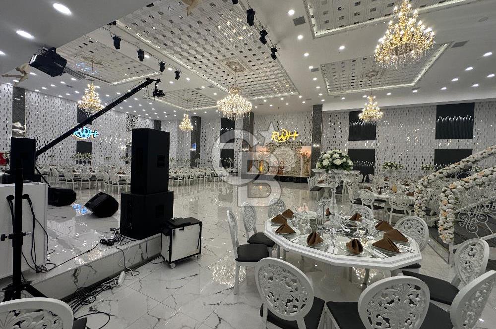 İVEDİK OSB KÖŞE İVEDİK PLAZA 1400 M2 SATILIK DÜKKAN 