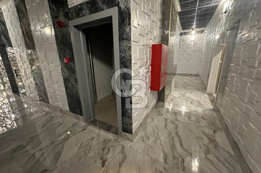 İVEDİK OSB KÖŞE İVEDİK PLAZA 1400 M2 SATILIK DÜKKAN 