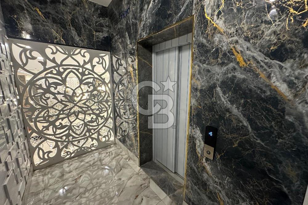 İVEDİK OSB KÖŞE İVEDİK PLAZA 1400 M2 SATILIK DÜKKAN 
