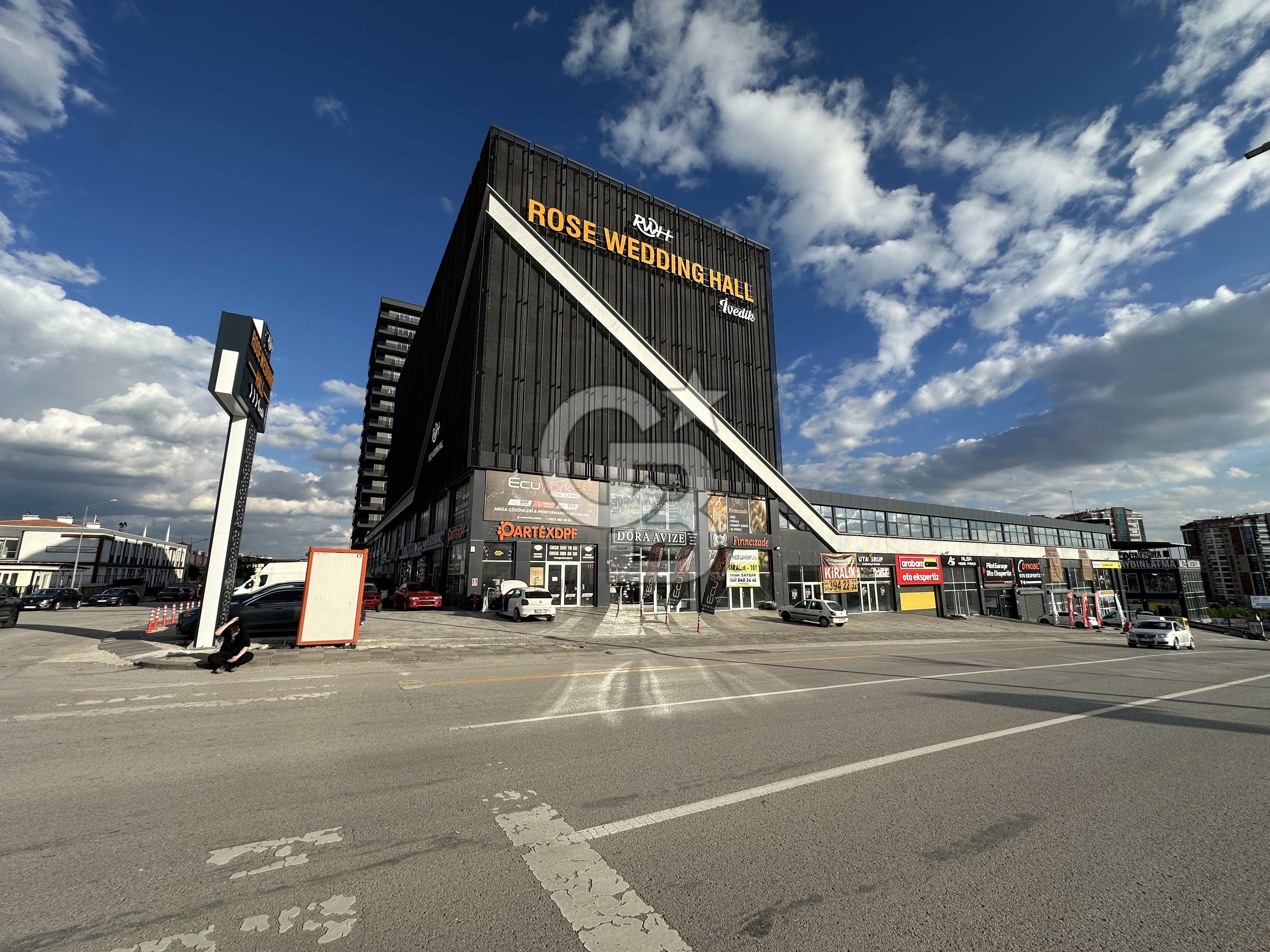 İVEDİK OSB KÖŞE İVEDİK PLAZA 1400 M2 SATILIK DÜKKAN 