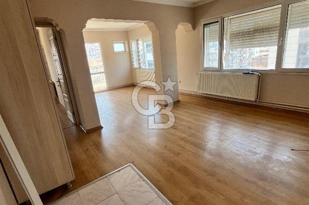     Hatay İnönü Caddesi’nde Deniz Manzaralı 2+1 Kiralık Daire