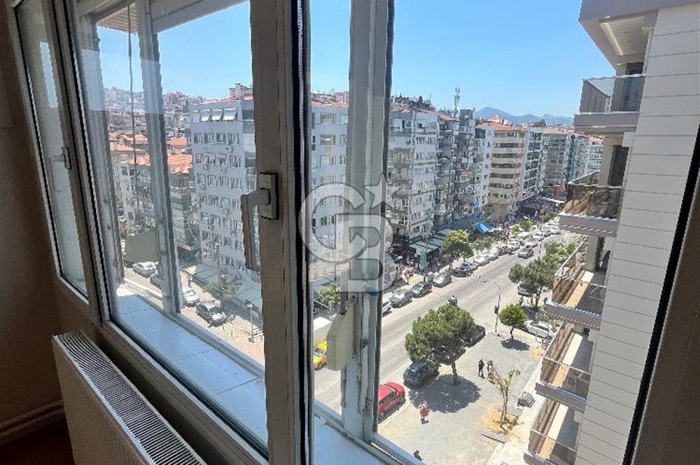     Hatay İnönü Caddesi’nde Deniz Manzaralı 2+1 Kiralık Daire