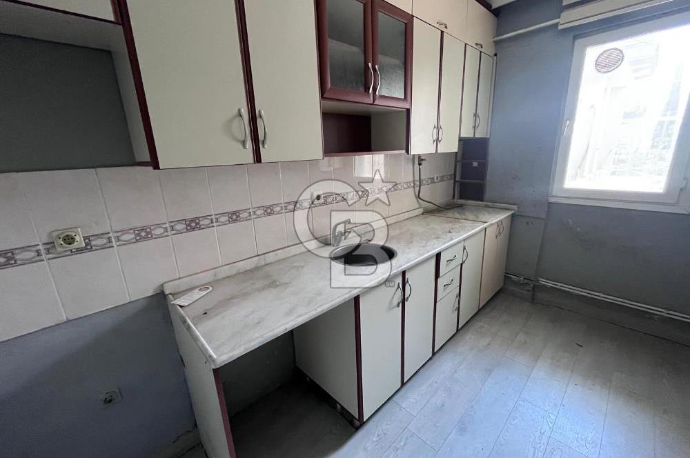BORNOVA ATATÜRK MAHALLESİNDE SATILIK 2+1 DAİRE