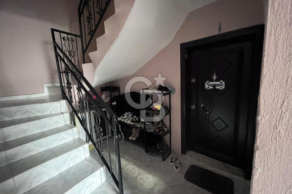 KARABAĞLAR PEKER MAHALLESİNDE SATILIK 3 KATLI BİNA