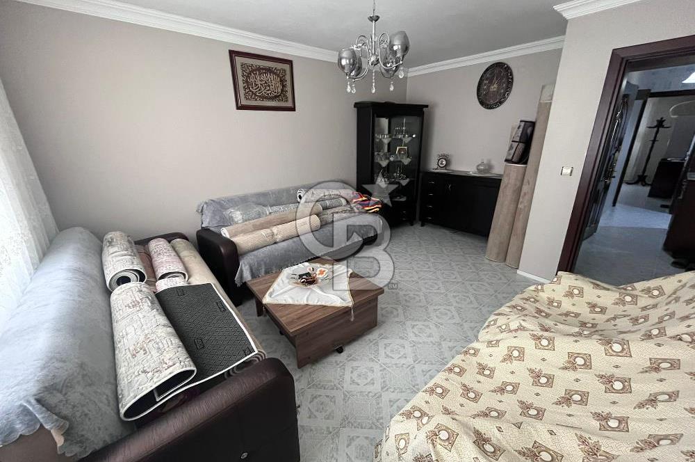 KARABAĞLAR PEKER MAHALLESİNDE SATILIK 3 KATLI BİNA