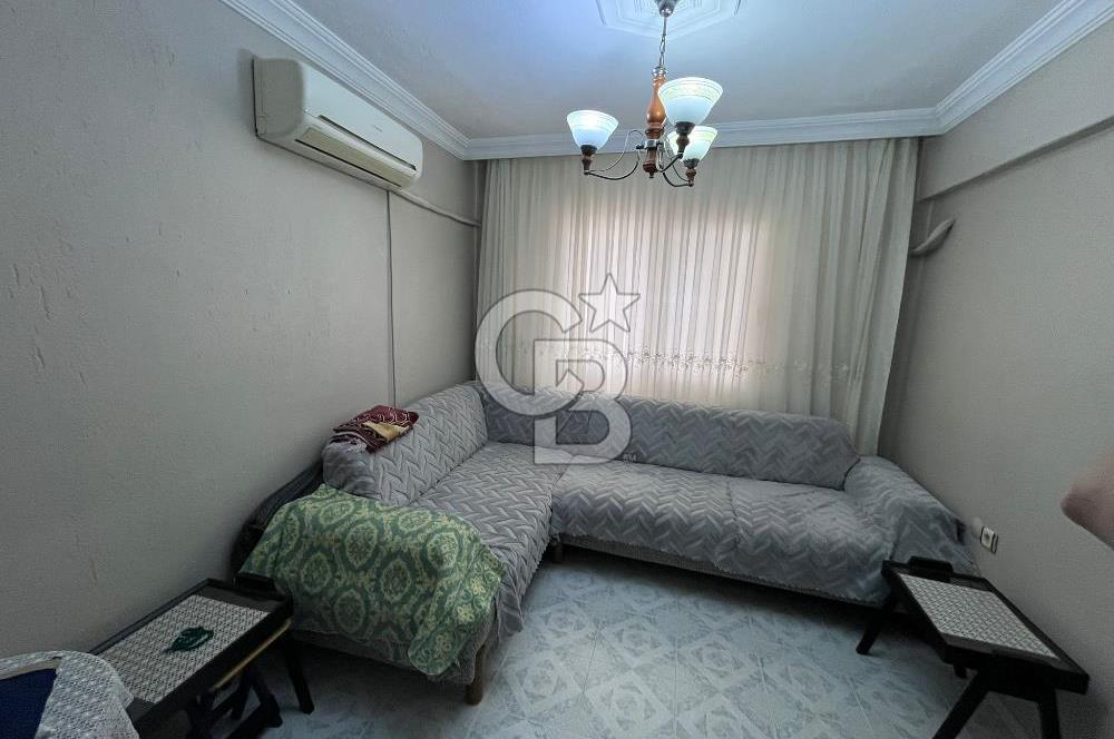 KARABAĞLAR PEKER MAHALLESİNDE SATILIK 3 KATLI BİNA