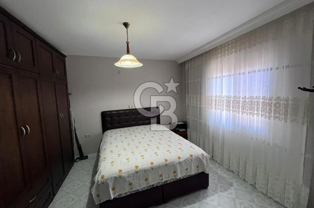 KARABAĞLAR PEKER MAHALLESİNDE SATILIK 3 KATLI BİNA