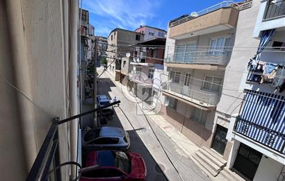 KARABAĞLAR PEKER MAHALLESİNDE SATILIK 3 KATLI BİNA