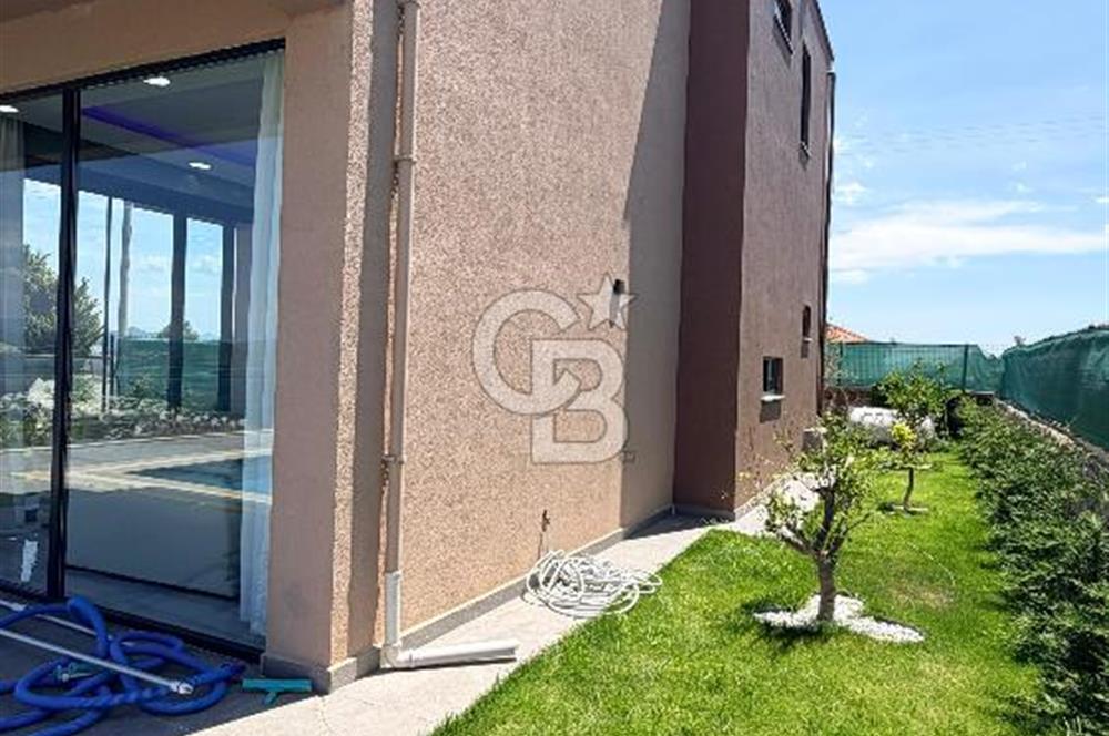 Milas Boğaziçi'nde Deniz Manzaralı Satılık 4+1 Müstakil Ev