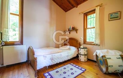 Şile Manşer de Doğa İçinde Satılık Ek İmarlı Villa