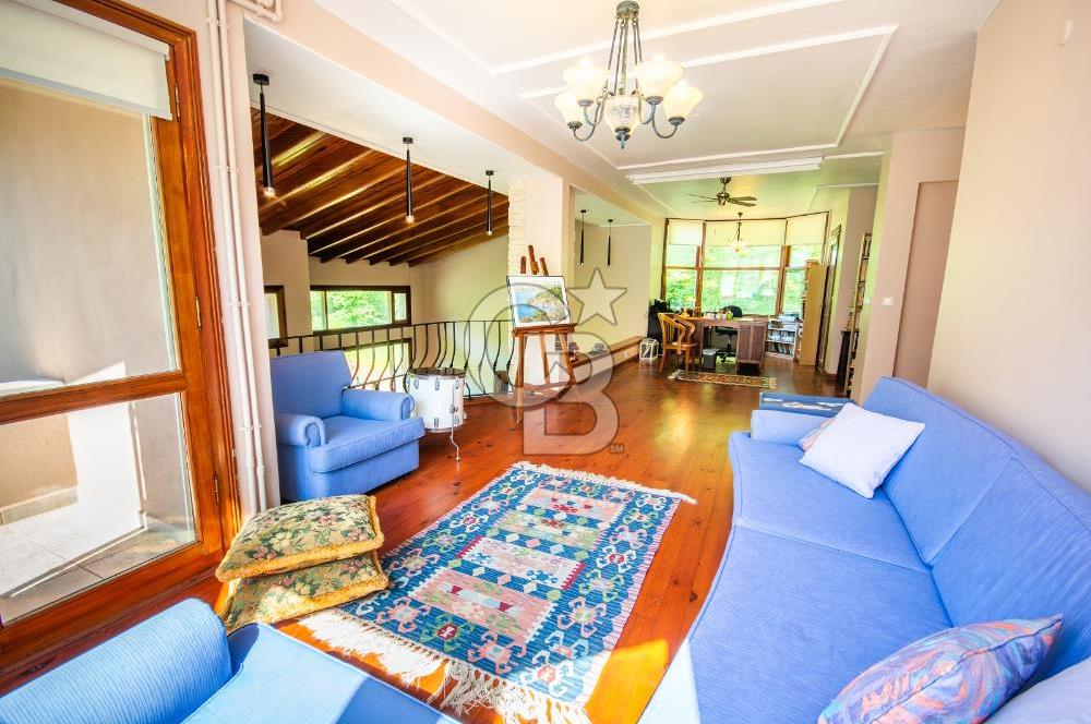Şile Manşer de Doğa İçinde Satılık Ek İmarlı Villa